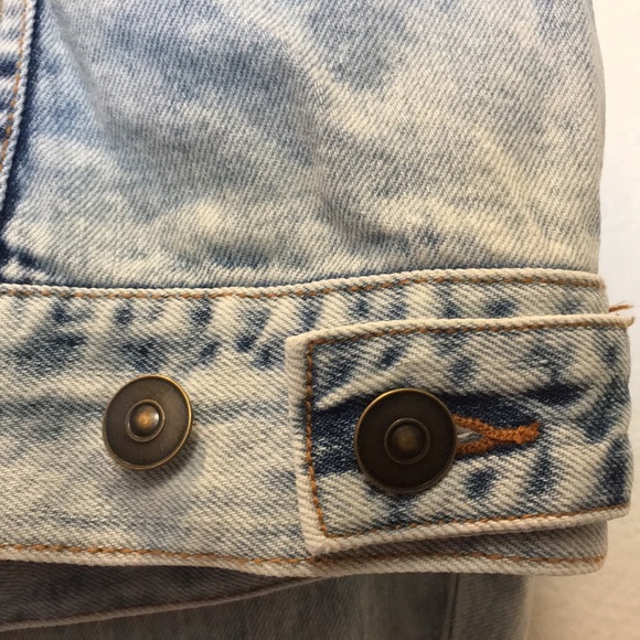 H&M TREND Oversized Snowflake Wash Denim Jacket - Picture 8 of 16